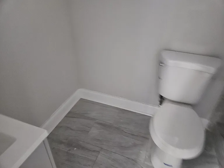 1015 S Beechfield Ave — Photo 40
