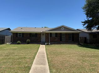 10541 Cradlerock Dr, Dallas, TX 75217