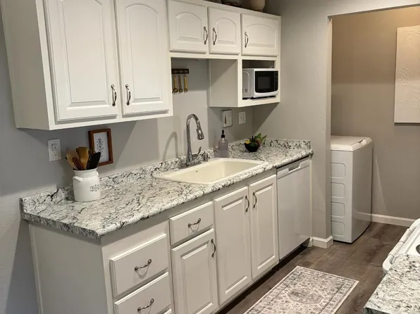 8201 camino colegio Drive #161, Rohnert Park, CA 94928
