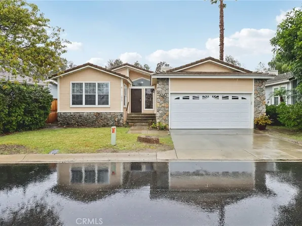 1043 Kite Ln, Vista, CA 92081