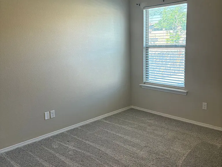 2141 Carlos Leon Pl — Photo 14