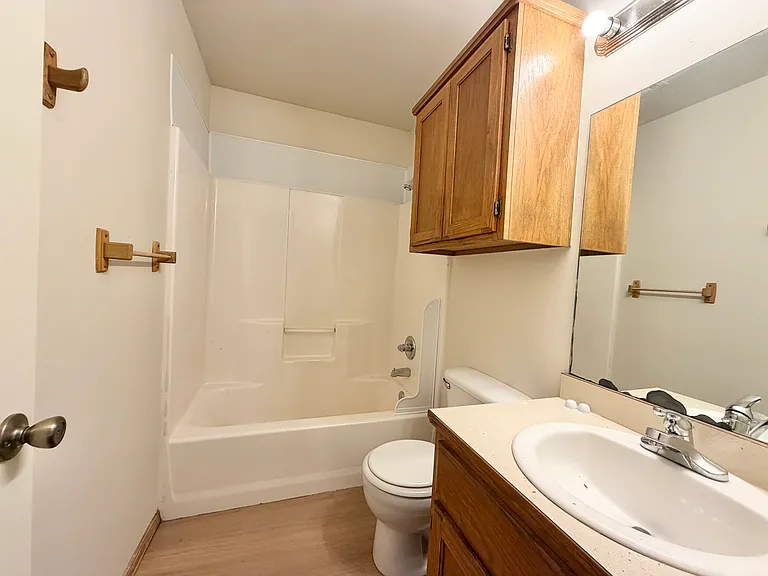 385 S Teehee Dr #1 — Photo 16
