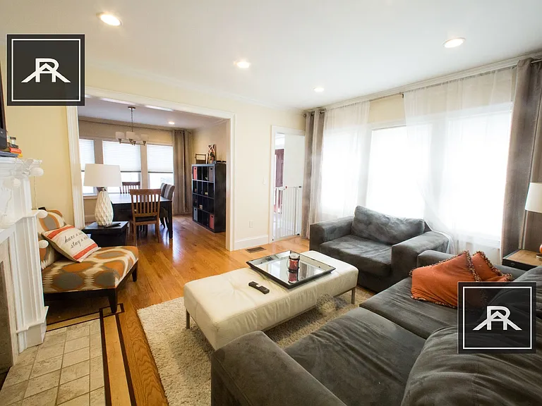 39 Beaconsfield Rd #1 — Photo 12