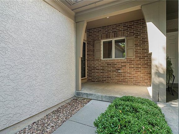 4th image of 6406 W 143rd Ter