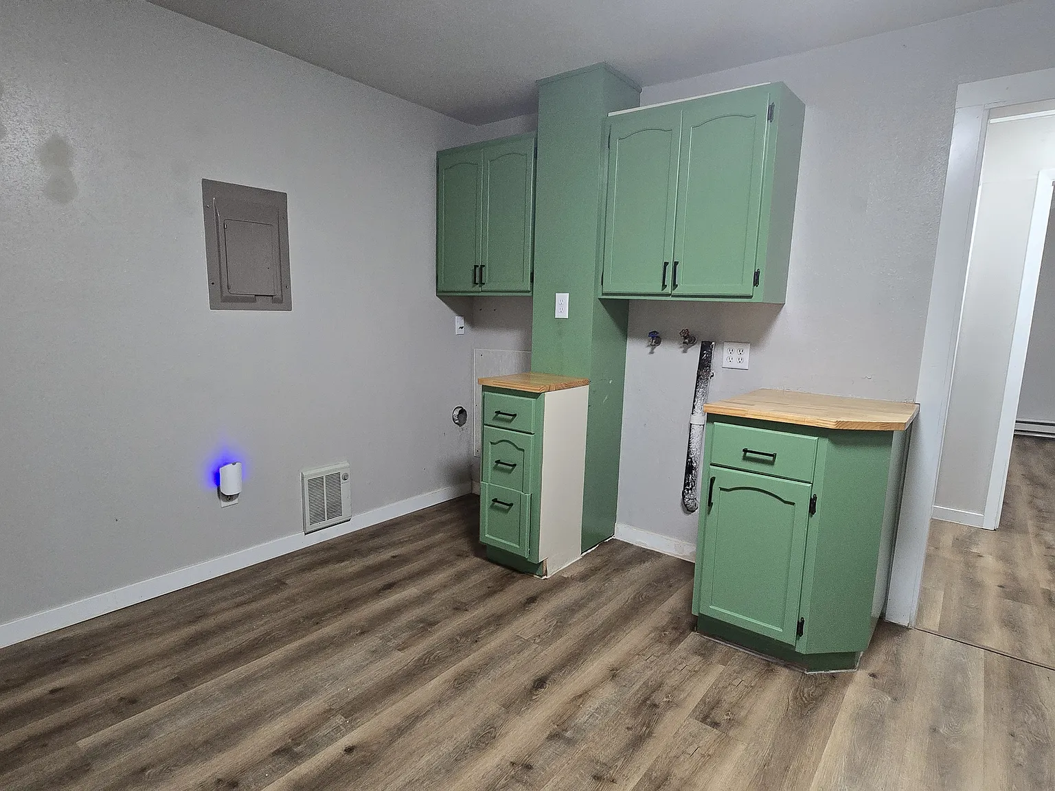 2 bed, 750 sqft, $1,100 — Photo 3