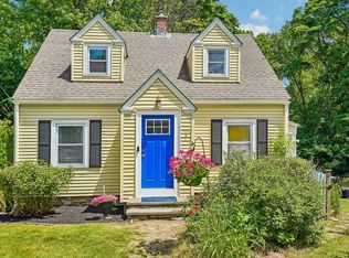 9 Raymond St, Millbury, MA 01527