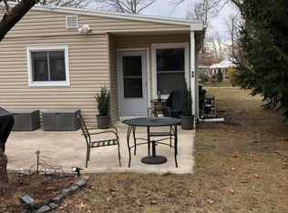 9 Birch St #D, Toms River, NJ 08757