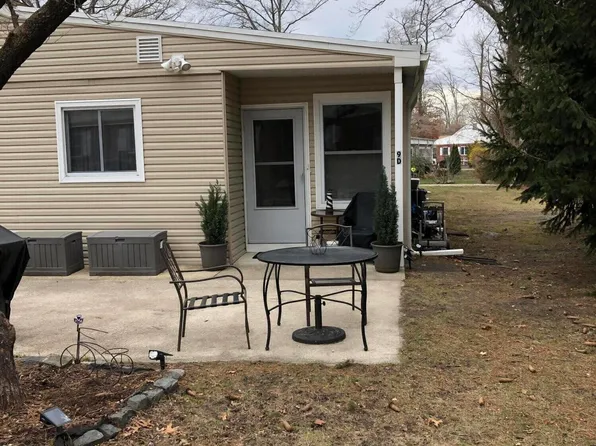 9 Birch Street #D, Toms River, NJ 08757