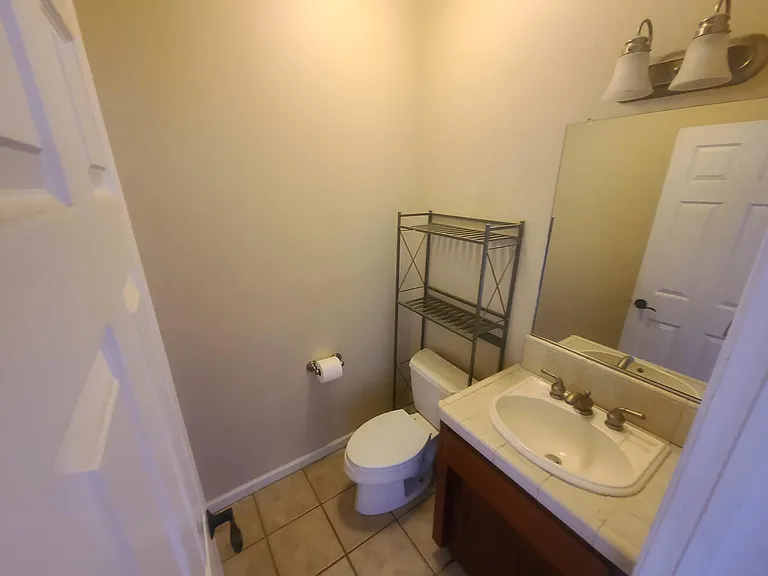 2790 Cedar Ave — Photo 29
