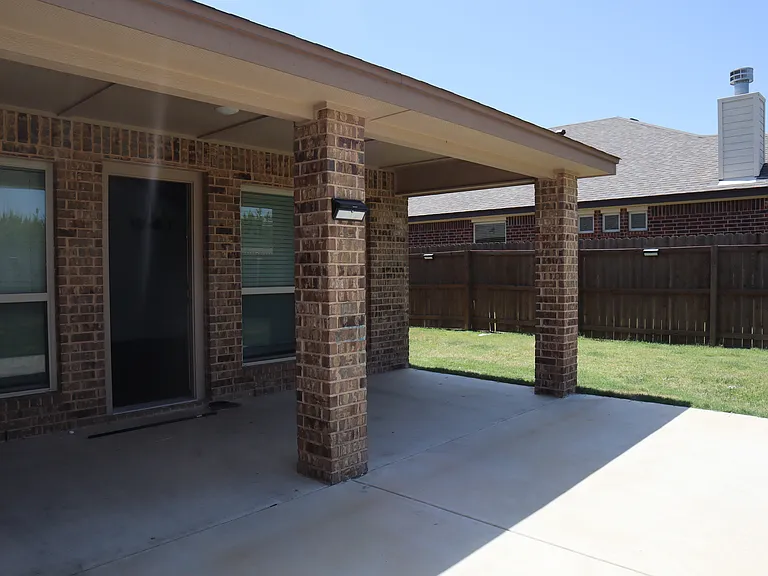 5207 Colina Dr — Photo 37