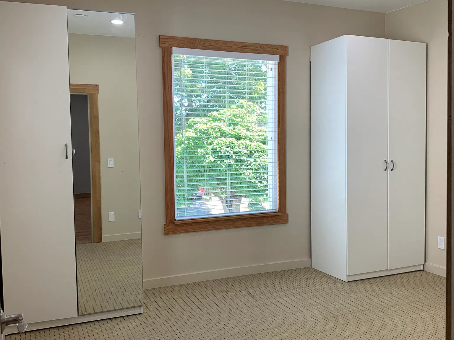 2 bed, $2,050 — Photo 3