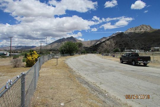 1st image of 8505-8509 Paintbrush Ct