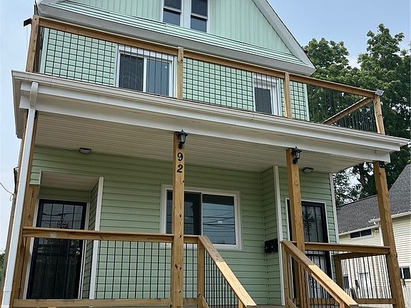 2nd image of 92 Dewitt St