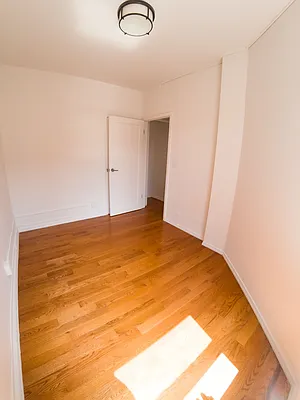 Rented by Roselyn  Fortuna LLC | media 54