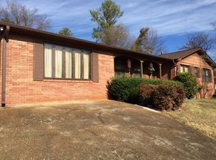 1308 Rio Vista Dr, Dalton, GA 30720