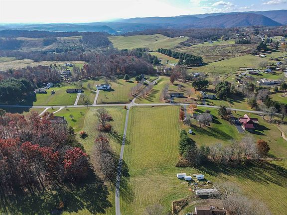 2nd image of Sterling Dr