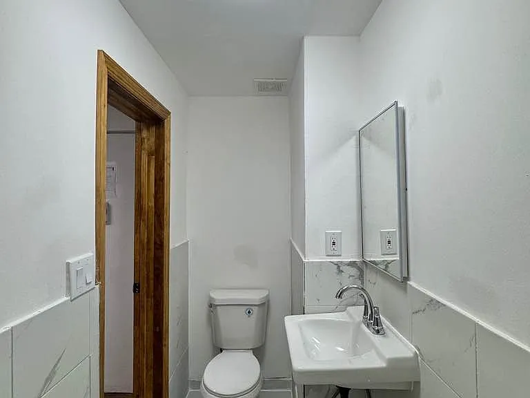 2248 1st Ave #6 — Photo 14