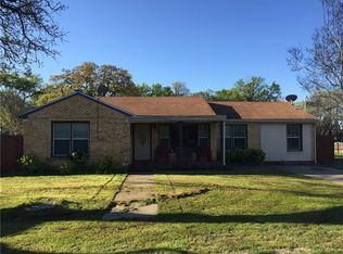 6200 McCullar Rd, Haltom City, TX 76117