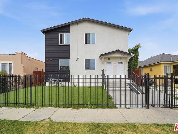 2nd image of 851 E 76th Pl