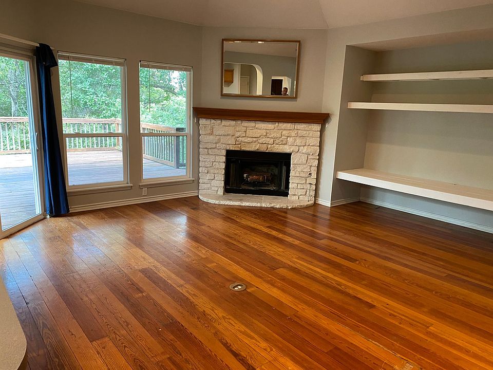 1st image of 12010 Pollyanna Ave