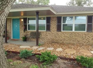 107 Geers Rd, Brenham, TX 77833