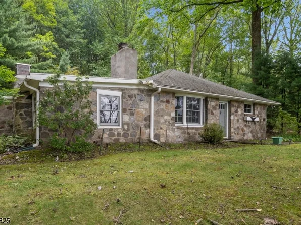 104 Free Union Rd, White Twp., NJ 07823