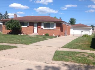 34166 Preston Dr, Sterling Heights, MI 48312