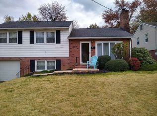 32 Holly Hill Rd, Wilmington, DE 19809