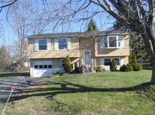 7427 Muench Rd, Liverpool, NY 13088