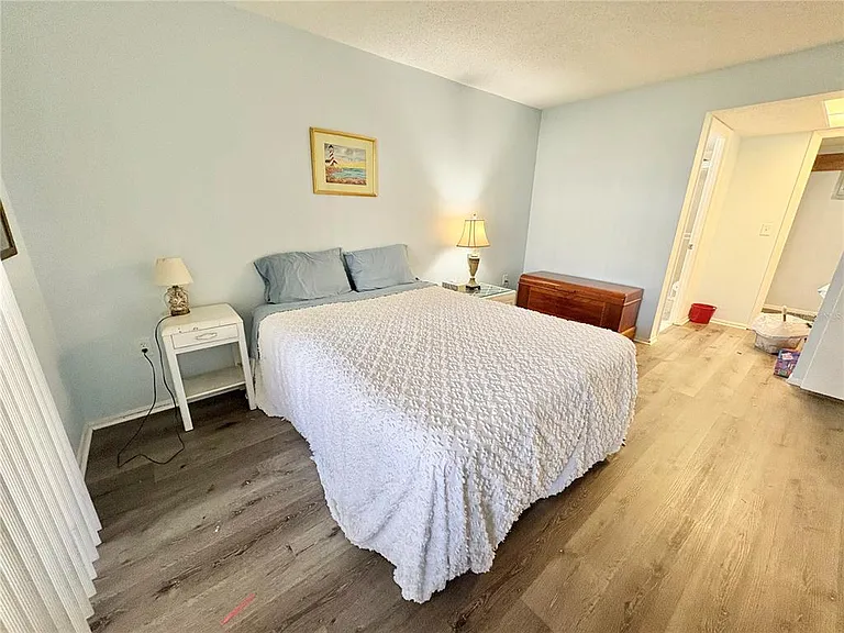 3064 Lake Bayshore Dr #115 — Photo 49