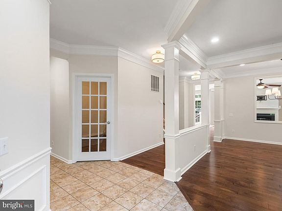 5th image of 209 N Caldwell Cir
