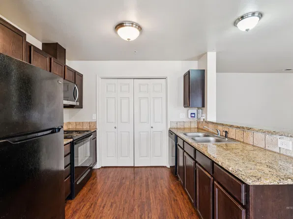 11187 W Brassy Cove Loop, Nampa, ID 83651