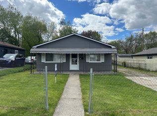 805 Kettering Ave, Pontiac, MI 48340