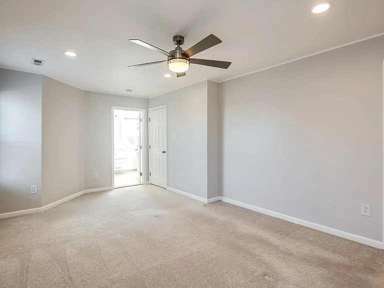 1304 Longbow Rd — Photo 20