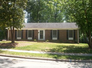 1113 Whippoorwill Ln, Raleigh, NC 27609