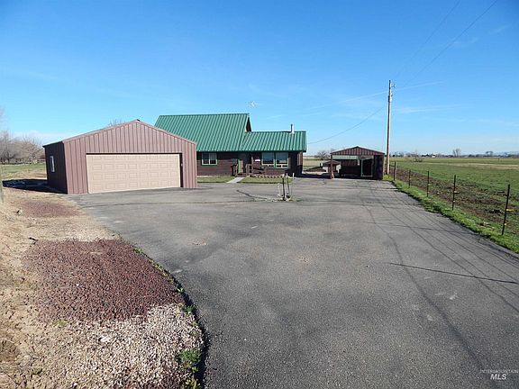3rd image of 5420 E Lewis Ln