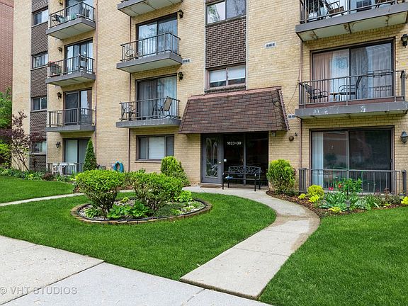 2nd image of 1623 Ashland Ave APT 2C