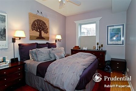 5th image of 1442 W Carmen Ave APT 2