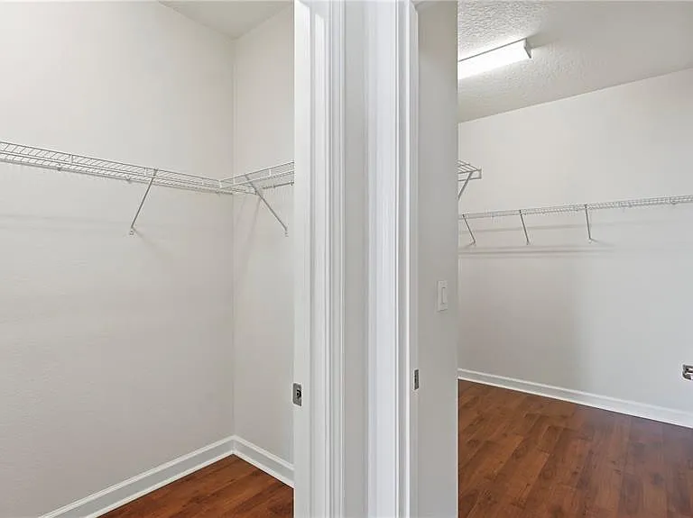 3053 Youngford St — Photo 28