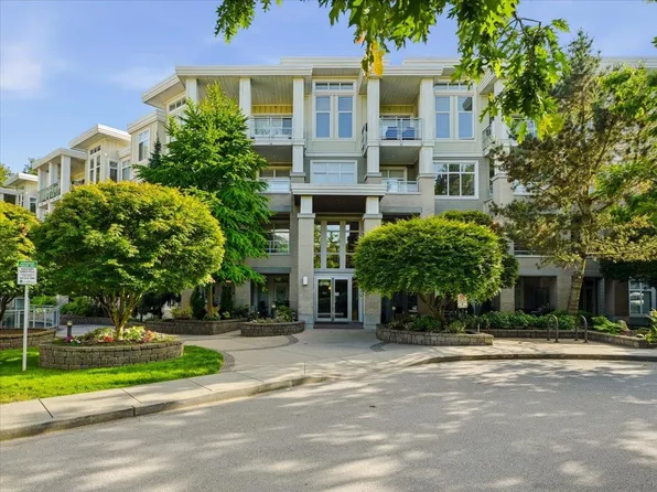15428 31st Ave #409, Surrey, BC V3Z 3W4
