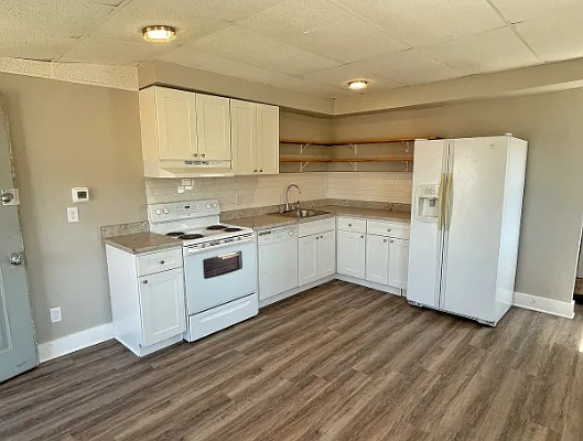 1 bed, 1.0 bath, 525 sqft, $900 — Photo 2