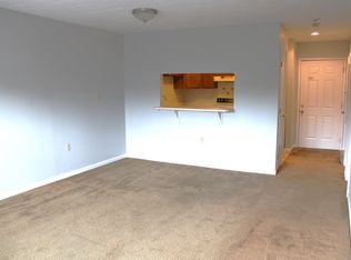 193 Main St #203, North Woodstock, NH 03262