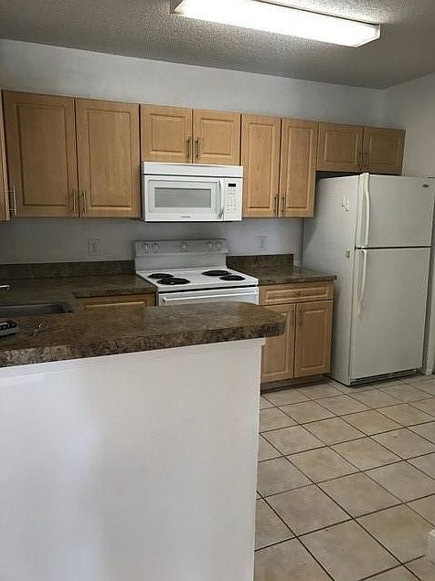2nd image of 11225 W Atlantic Blvd #3