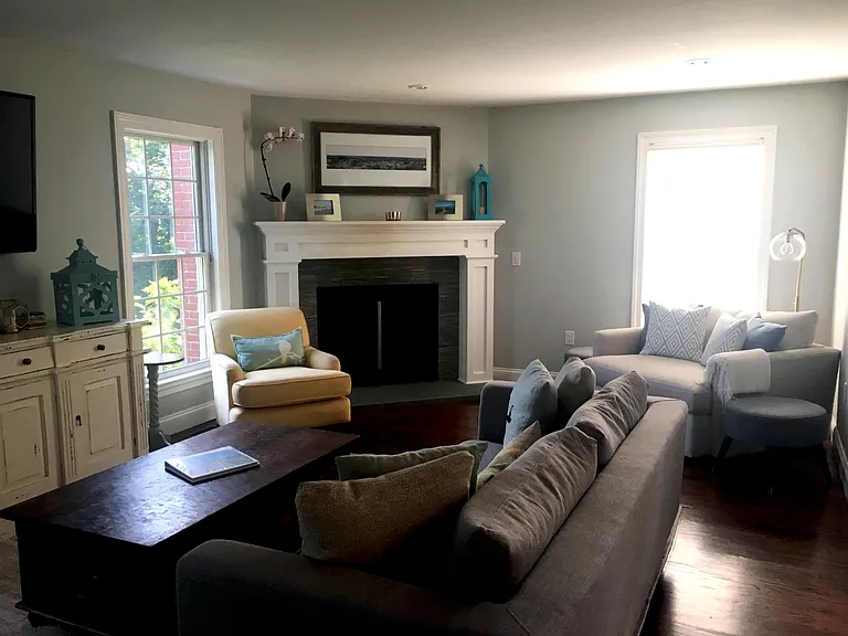 44 Fairlawn Dr — Photo 5