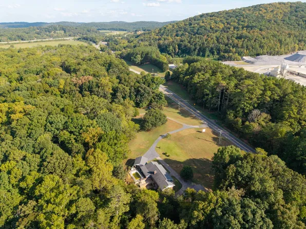 3848 Cave Spring Rd SW, Rome, GA 30161