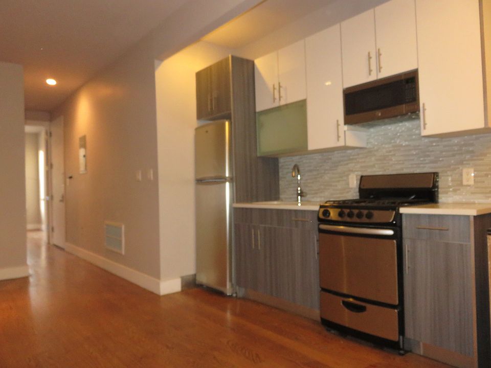 1st image of 918 Hart Street # Fl 1ST