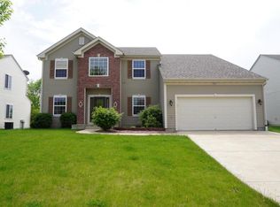 2501 E Farmington Ln, Oak Creek, WI 53154
