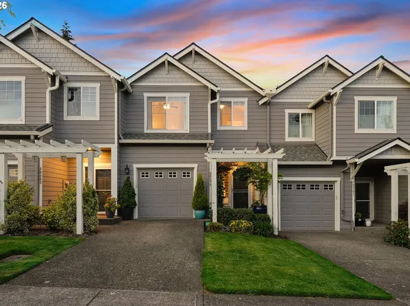 20275 Hoodview Ave, West Linn, OR 97068