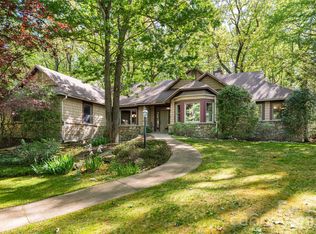 109 Little Cherokee Rdg, Hendersonville, NC 28739
