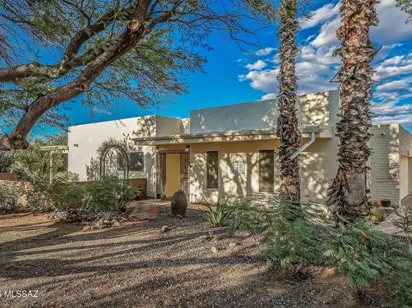 1532 W Calle Mendoza, Green Valley, AZ 85622